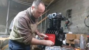 Ремонт компрессора 155-2в5у4. переделка акб на литионные шуруповерт Hitachi