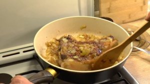 Ростбиф из томлёной в сковороде говяжьей корейки | Вкуснейшее мясо!