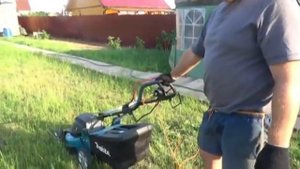 Обзор и тест-драйв электрической газонокосилки. Makita ELM4613. Отзыв после 3-х месяцев работы.