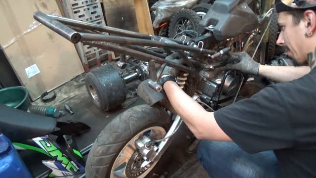 выхлоп в центр бугеля. подготовка к станту смотреть онлайн