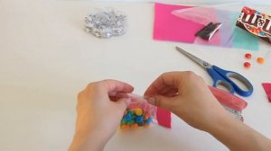 Как сделать Поделку своими руками. Рыбка-подарок с конфетами M&Ms. Сладкий подарок для детей.