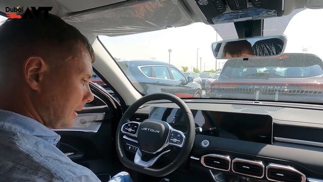 Китайский Паркетник Jetour из Эмиратов.