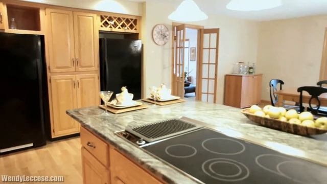 Salem New Hampshire real estate  homes  3 Carriage Lane