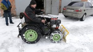 Самодельный трактор для уборки снега