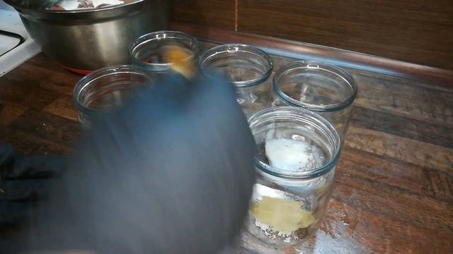 Пеленгас в автоклаве с томатным соусом смотреть онлайн