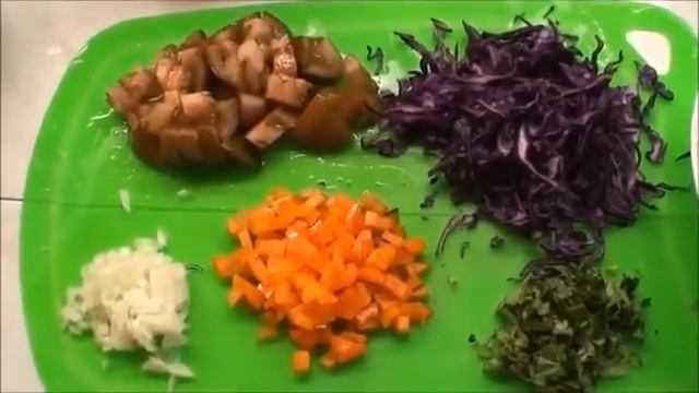 Салат из капусты и помидоров. Салат из краснокочанной капусты рецепт: