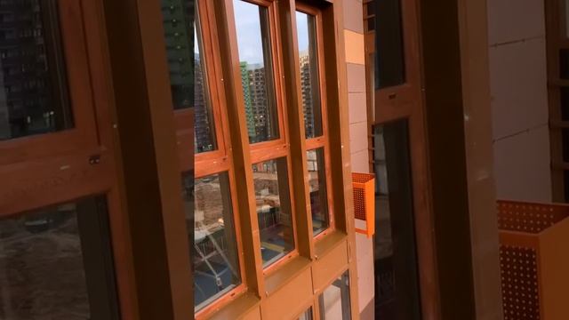 ЖК UP Сколковский - замена холодного алюминия на теплые окна Rehau на балконе