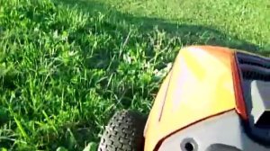 Husqvarna lawn tractor LT151, lawn tractor in action