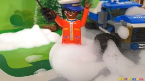Машинки застряли в снегу. Мультик про ТАЧКИ – Петрович догоняет Воришку. Видео для детей с игрушкам