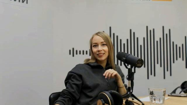 «English for business»: Go bananas смотреть онлайн