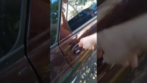 Жесткое открывание двери приора