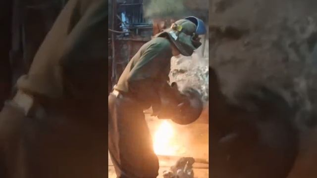 Сталевары Косогорского Металлургического завода