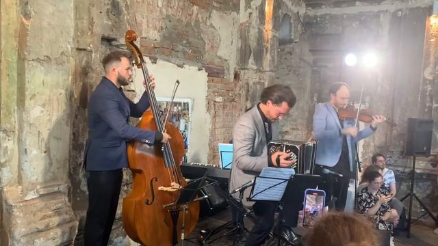 Solo Tango Orquestra - Felicia
