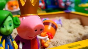 Свинка ПЕППА и История игрушек в парке ЛОЛ | ЖИВЫЕ КУКЛЫ ЛОЛ СЮРПРИЗ СМЕШНЫЕ МУЛЬТИКИ iKira.