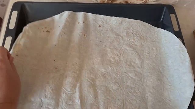 Мясной пирог из лаваша с картошкой