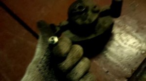 Mazda 626 GE ремонт суппорта, обломан клапан для прокачки тормозов