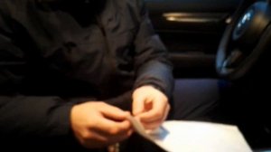 Как приклеить наклейку на машину своими руками