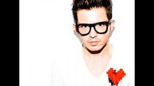 Simon Curtis - Beat Drop