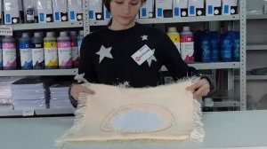 Бежевая наволочка с бахромой