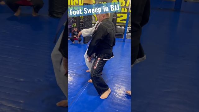 Foot Sweep from the Back in BJJ #bjj #mma #jiujitsu #martialarts