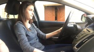 УЧУ ДЕВУШКУ водить МЕХАНИКУ