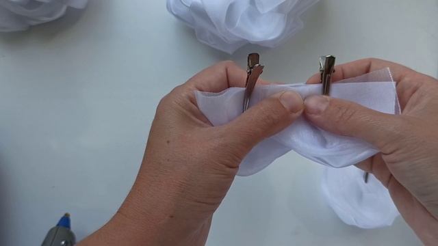 Огромные розы из атласа и органзы/Очень большие банты на 1 сентября
