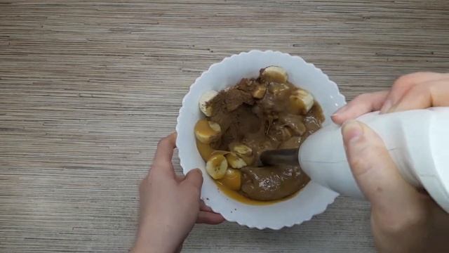 Мороженое банановое домашнее.