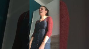 Karel Gott's Je Jaká Je cover by Niki Taika