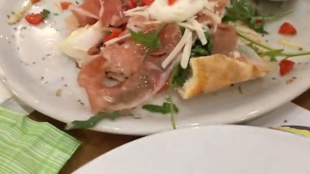 ЧЕГО СЕЙЧАС ОЧЕНЬ НЕХВАТАЕТ ВСЕМ НАМ? смотреть онлайн