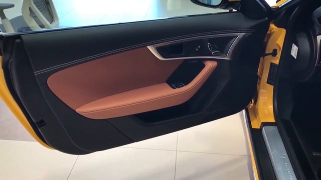 Jaguar F-TYPE 2.0 I4 300 PS RWD Coupe R-Dynamic 2020 - Обзор автомобиля из наличия смотреть онлайн