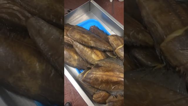 Палтус холодного копчения в коптильной маскит смотреть онлайн