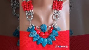 Переделка старых бус. Опять два украшения из одного