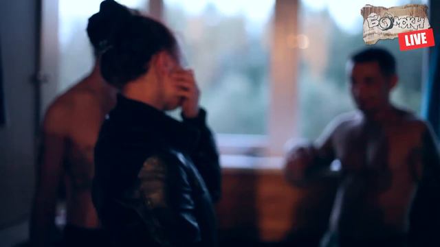 "Бомжи-live" Ведущая Надин уволена смотреть онлайн