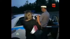 Пьяная девка за рулем Да еще и наглая