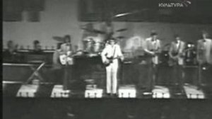 Поёт Рой Орбисон