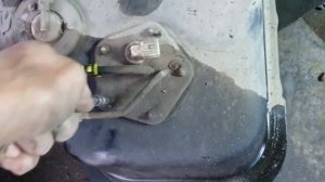 DELICA Булка. Снятие топливного бака.  Без ямы и подъёмника.