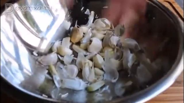 Как быстро почистить чеснок смотреть онлайн