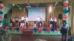 Вальс выпускников начальной школы