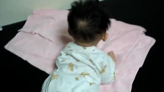 Quinny can turn the body over смотреть онлайн