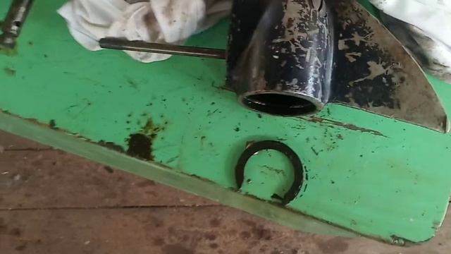 как выбить вал с редуктора ветерок 8-12 смотреть онлайн