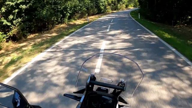 Suzuki V-Strom XT XTOUR – Weniger ist mehr, mehr aber auch. 37-L-Alu-Seitenkoffer zum Sonderpreis смотреть онлайн