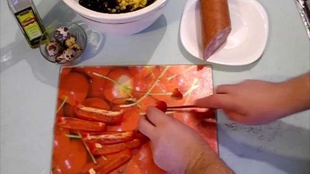Салат с Ветчиной и Перепелиными Яйцами кулинарный видео рецепт