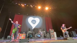 ALKALINE TRIO - Time To Waste @ Toyota Music Factory Irving TX 7.17.22