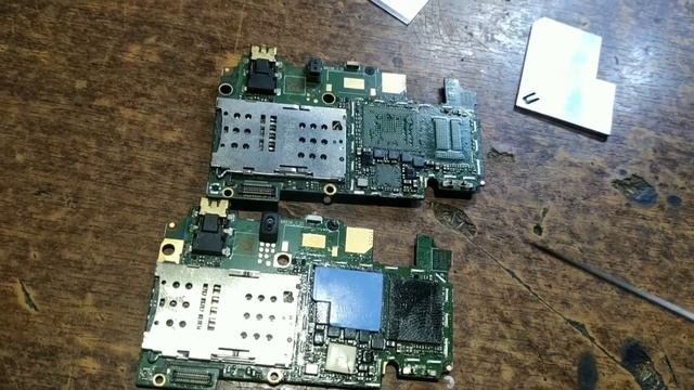 Redmi 4x перезагружается (бутлуп). Прошивается форматируется заряжается но не загружается. смотреть онлайн