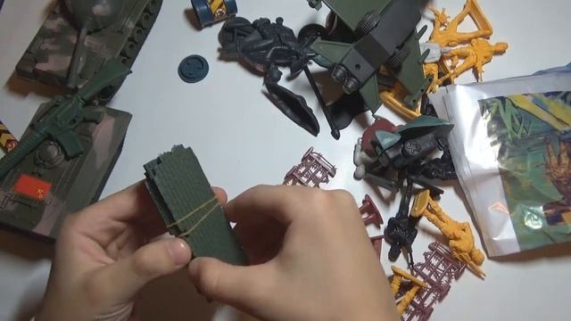 Обзор игрушек. Набор солдатиков "Боевое задание." Новая версия. смотреть онлайн