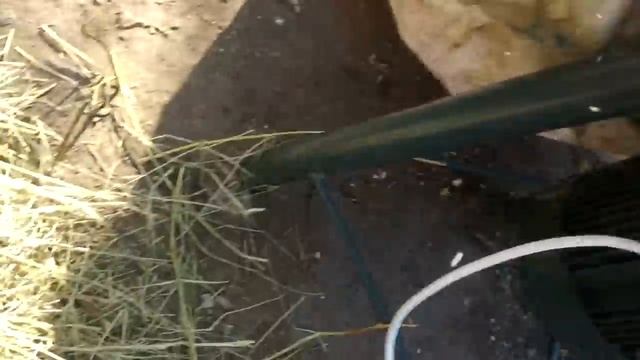 700 кило в час.220 вольт, ЗЕРНОДРОБИЛКА-СЕНОРЕЗКА-БОТВОРЕЗКА-КАЧАНОМОЛКА, СВОИМИ РУКАМИ. смотреть онлайн