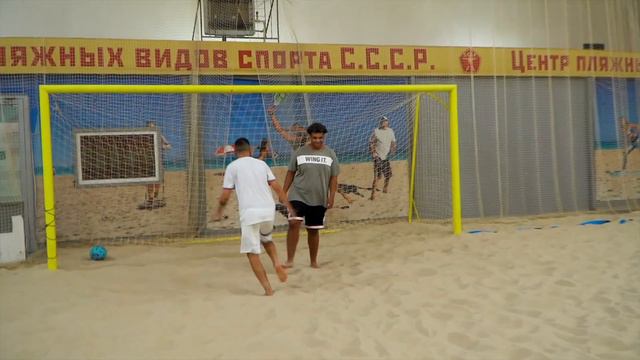 ПЛЯЖНЫЙ 2DROTS / КАРЕН vs БИГГИ / БОЙКОТ смотреть онлайн