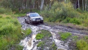 mazda proceed marvie на легком бездорожье