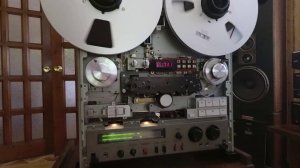 AKAI 747 видео работы без панелей.