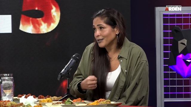 KATIA PALMA: ¿CUÁL ES TU POSE FAVORITA? 🫢🤫 - PQA 🔥 - EP 01. смотреть онлайн